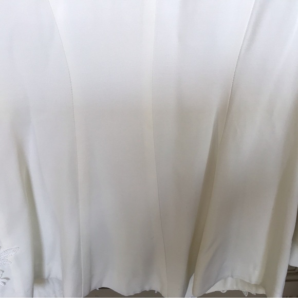 Vintage 2PC Beauty Jacket/Skirt Sz8 Embroidered Creme Self Buttons Shoulder Pads - Picture 10 of 11